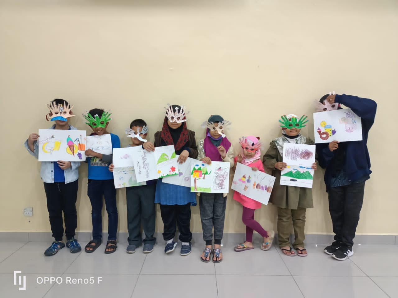 KEMBARA TERAPI SENI DAN KRAF KANAK-KANAK