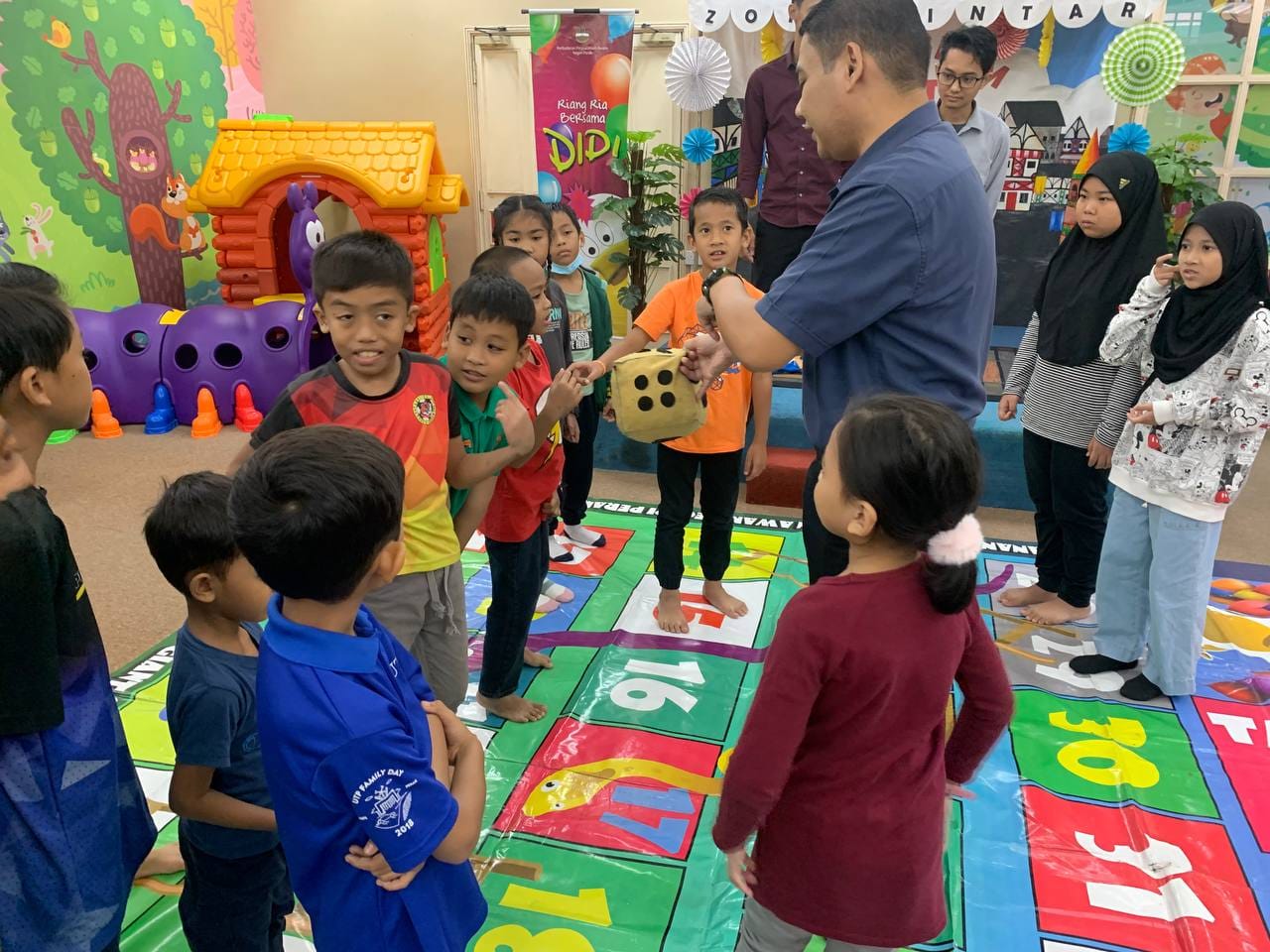 PROGRAM CUTI SEKOLAH ZON PINTAR KANAK-KANAK PERPUSTAKAAN AWAM NEGERI