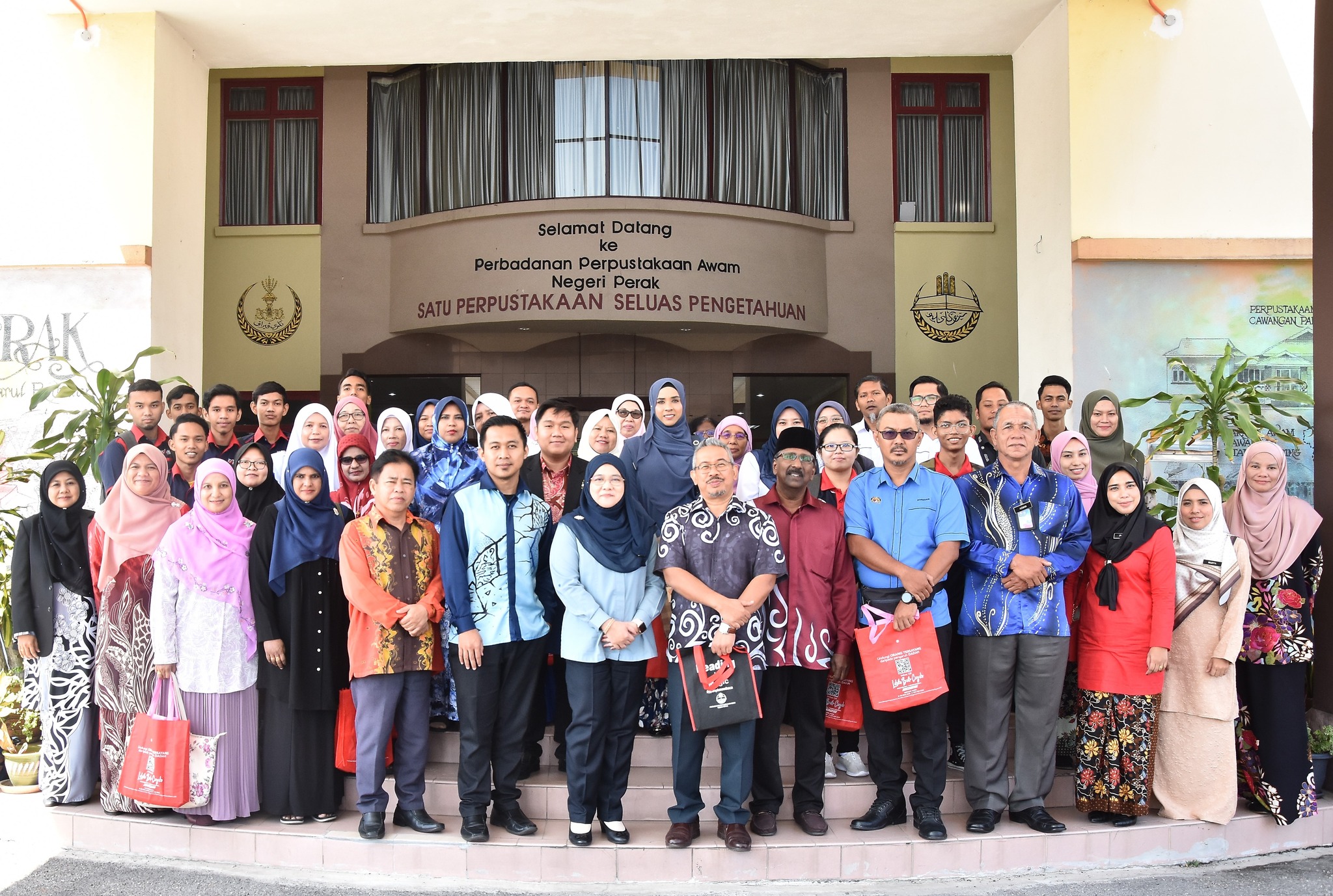  PROGRAM PERKONGSIAN ILMU BERTAJUK DADAH: 